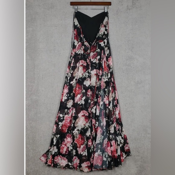 Fame and Partners Khoo full length tie back maxi dress in size 0 - Picture 4 of 8